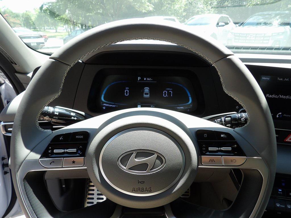new 2025 Hyundai Elantra car, priced at $24,540