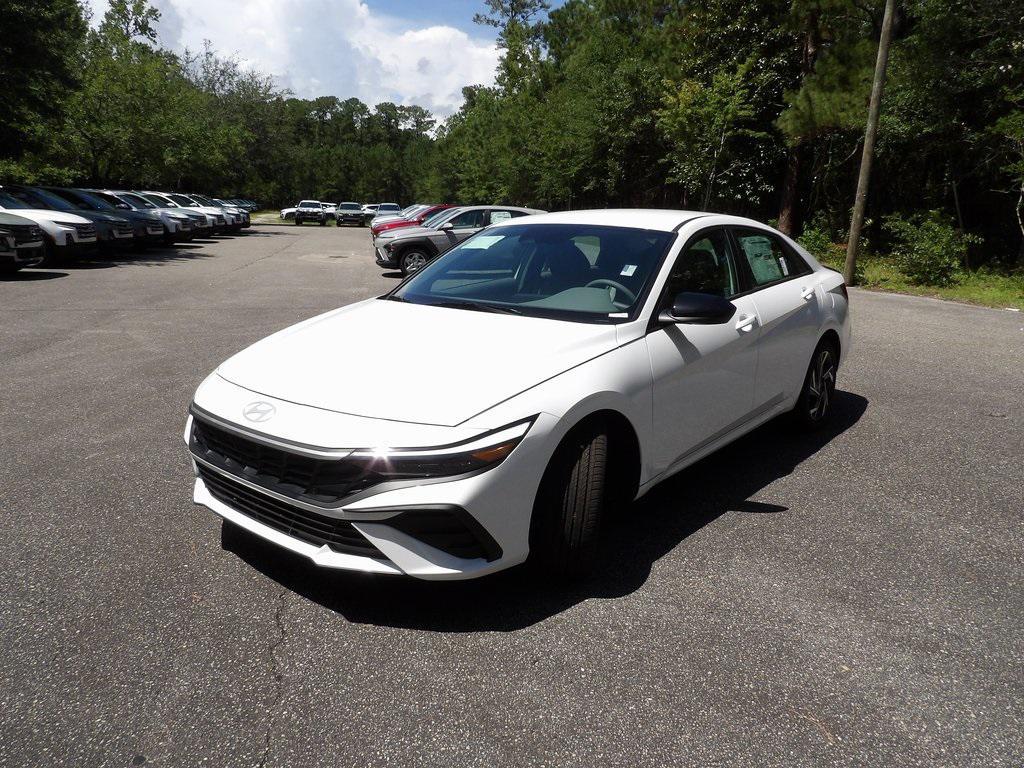 new 2025 Hyundai Elantra car, priced at $24,540
