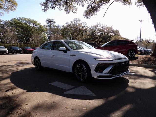 new 2024 Hyundai Sonata car, priced at $31,551