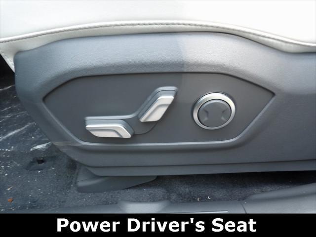 new 2025 Hyundai Santa Fe car, priced at $39,871