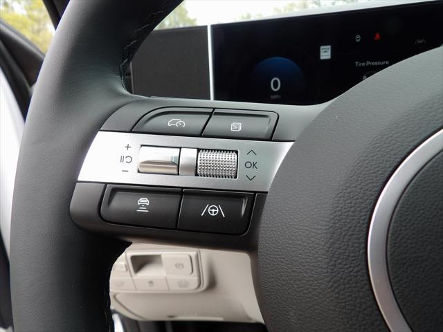 new 2025 Hyundai TUCSON Hybrid car, priced at $38,780