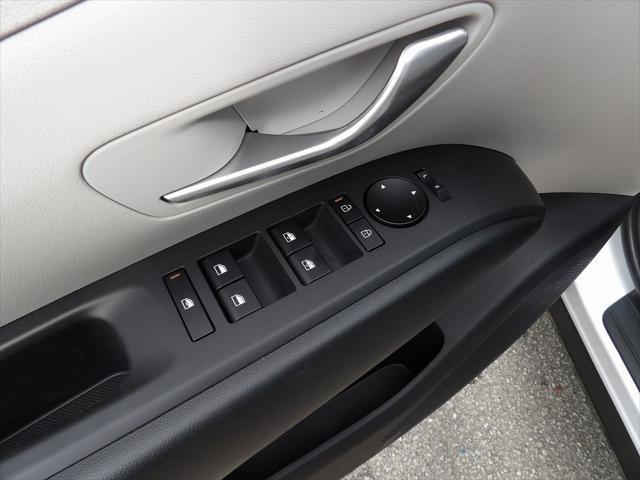 new 2025 Hyundai TUCSON Hybrid car, priced at $38,780