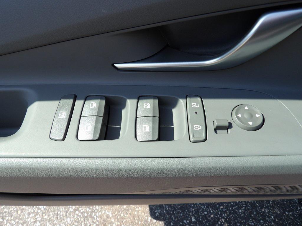 new 2025 Hyundai Elantra car, priced at $29,055