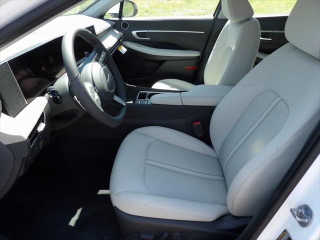 new 2025 Hyundai Sonata Hybrid car, priced at $33,580