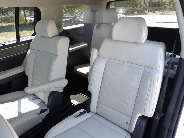 new 2025 Hyundai Santa Fe car, priced at $51,160