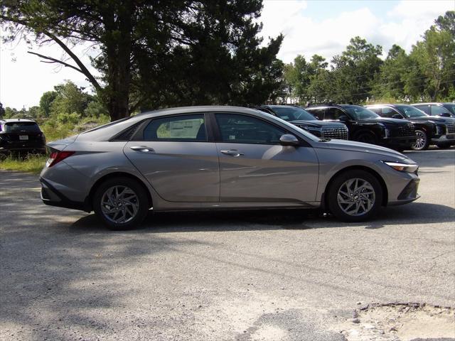 new 2024 Hyundai Elantra car, priced at $24,792