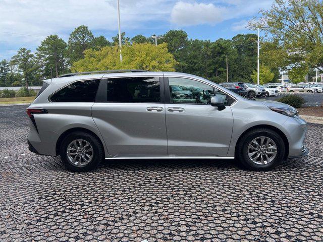 used 2022 Toyota Sienna car, priced at $38,015