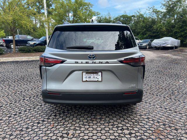 used 2022 Toyota Sienna car, priced at $38,015