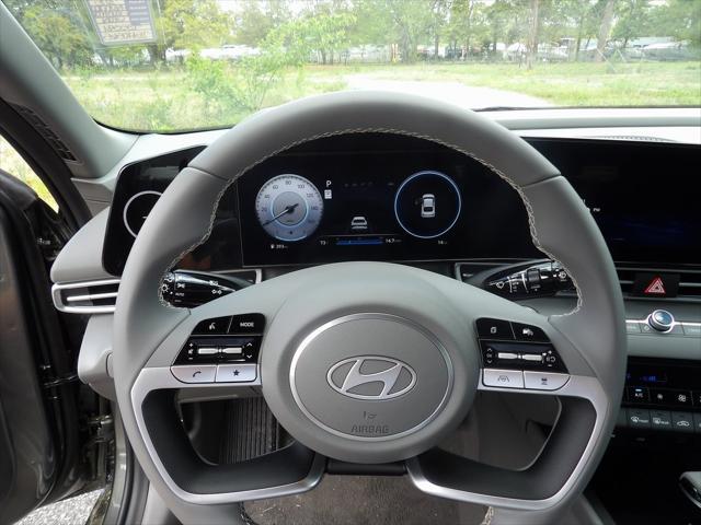 new 2025 Hyundai Elantra car, priced at $27,460