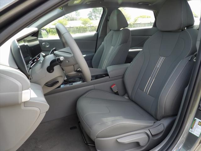 new 2025 Hyundai Elantra car, priced at $27,460