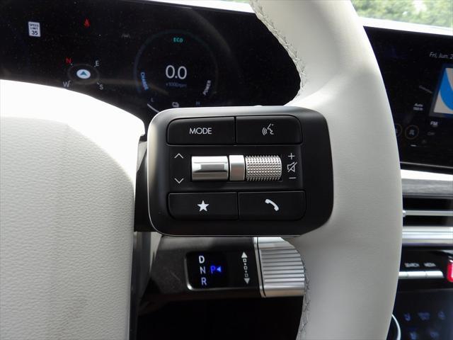 new 2025 Hyundai Santa Fe car, priced at $48,364