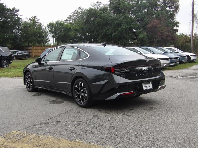 new 2024 Hyundai Sonata car, priced at $28,270