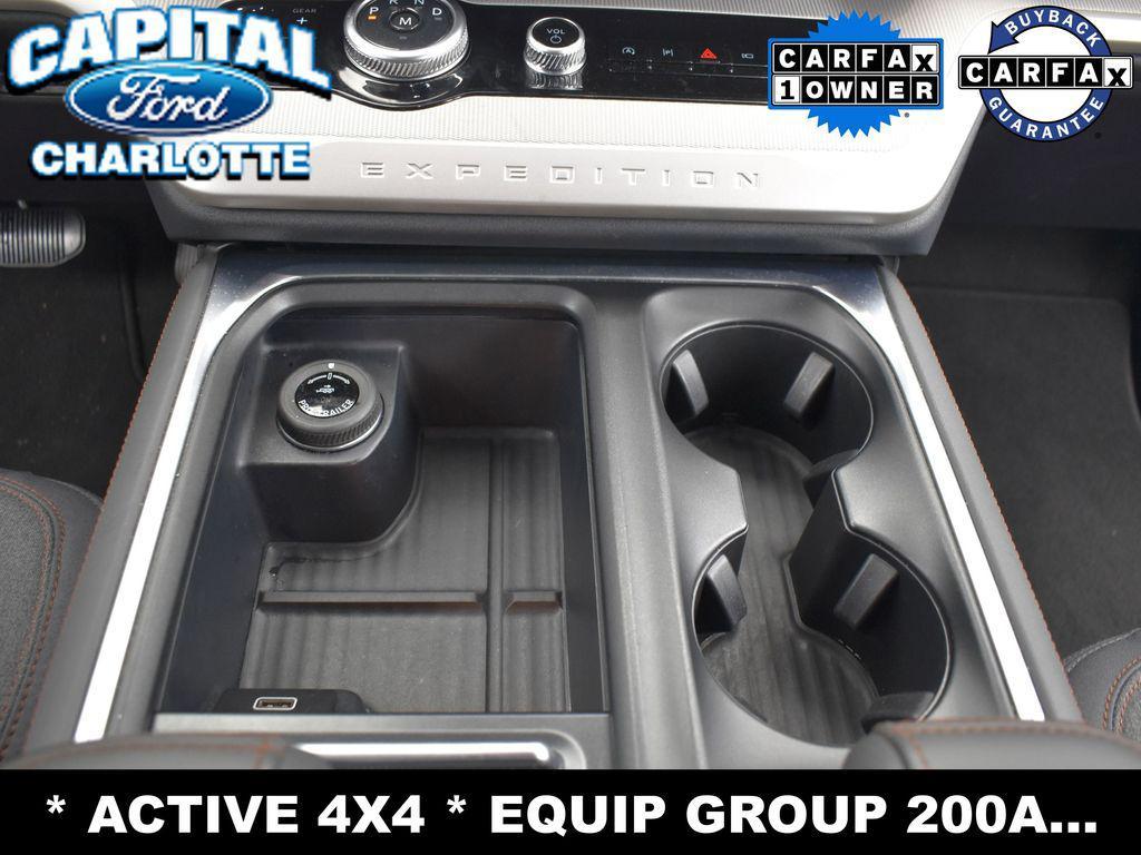 used 2025 Ford Expedition Max car, priced at $60,999