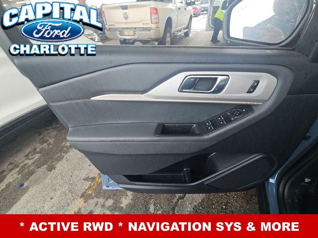 used 2025 Ford Explorer car, priced at $30,999