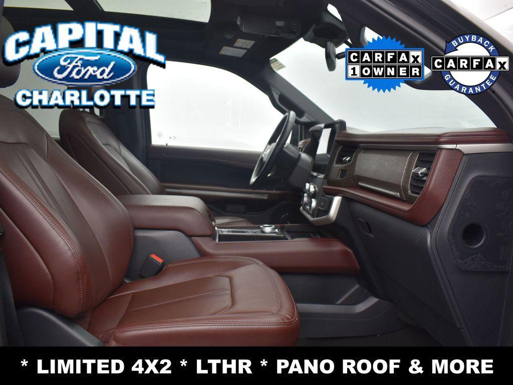 used 2024 Ford Expedition car, priced at $42,999