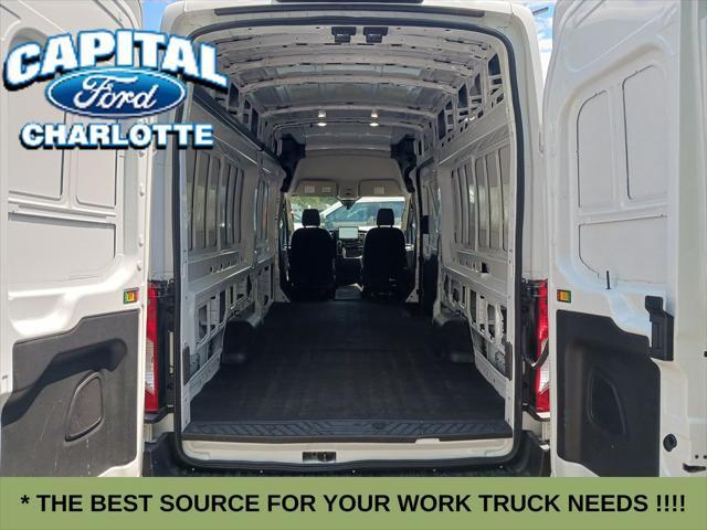 new 2025 Ford Transit-250 car