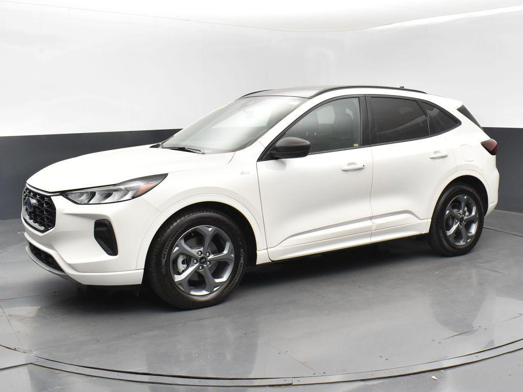 used 2023 Ford Escape car, priced at $21,499