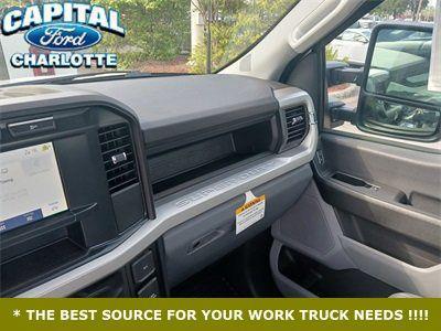 new 2024 Ford F-450 car, priced at $75,199