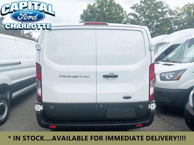 new 2024 Ford Transit-250 car