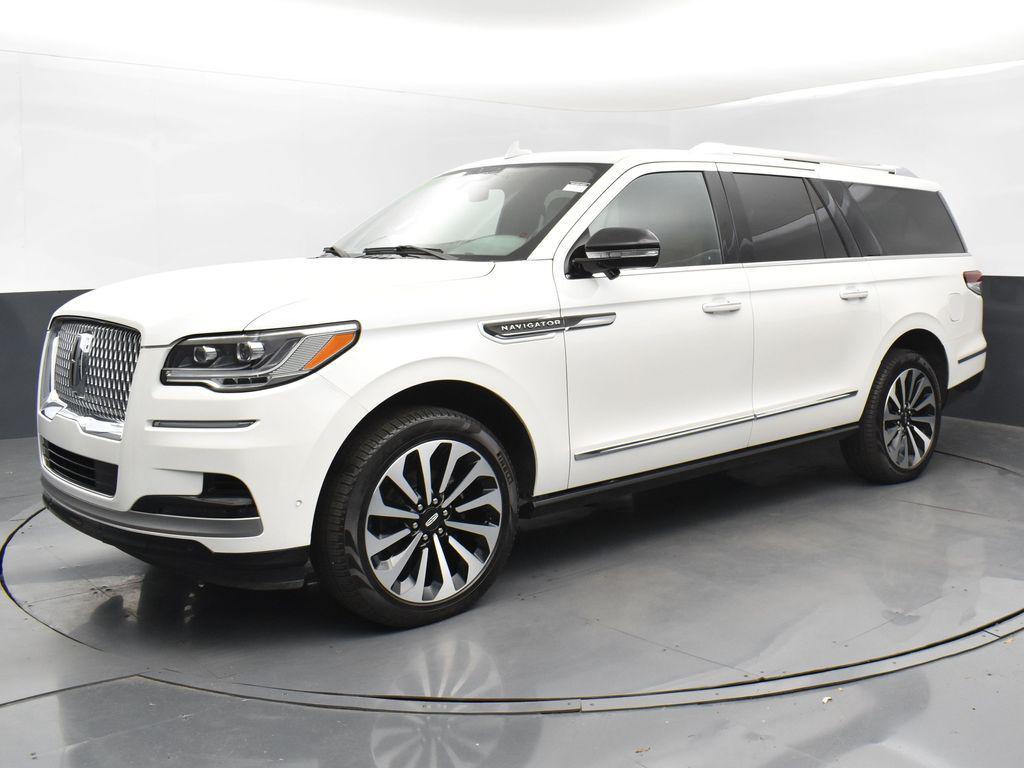 used 2024 Lincoln Navigator car, priced at $65,999