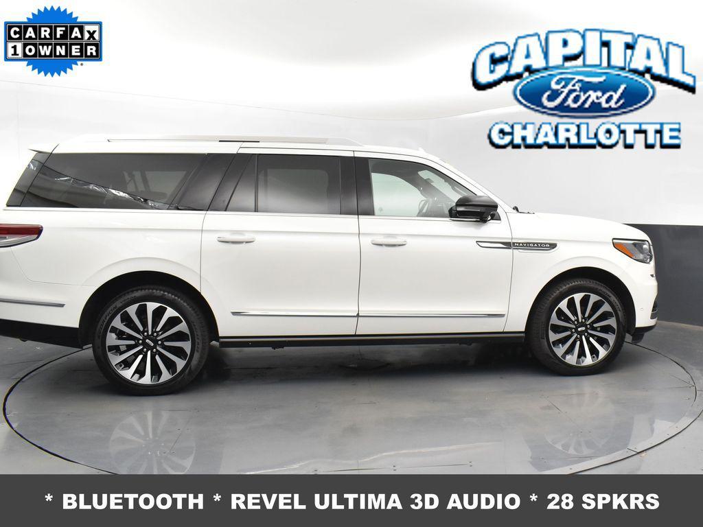 used 2024 Lincoln Navigator car, priced at $65,999