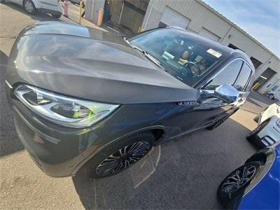 used 2020 Lincoln Aviator car, priced at $33,999