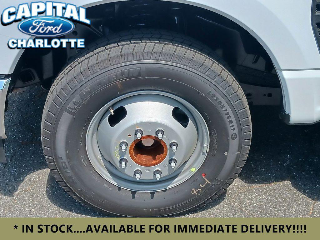 new 2024 Ford F-350 car, priced at $66,999