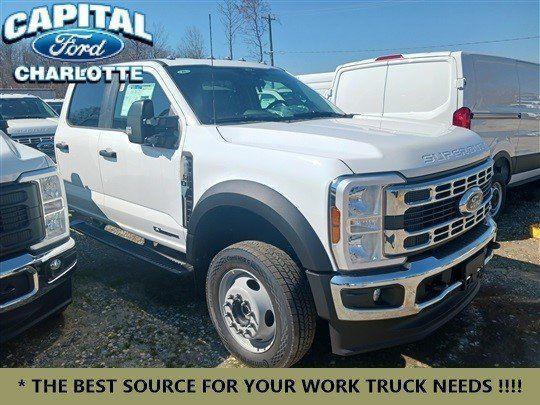 new 2025 Ford F-450 car