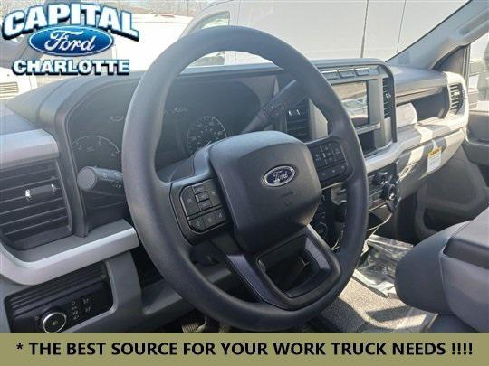 new 2025 Ford F-450 car