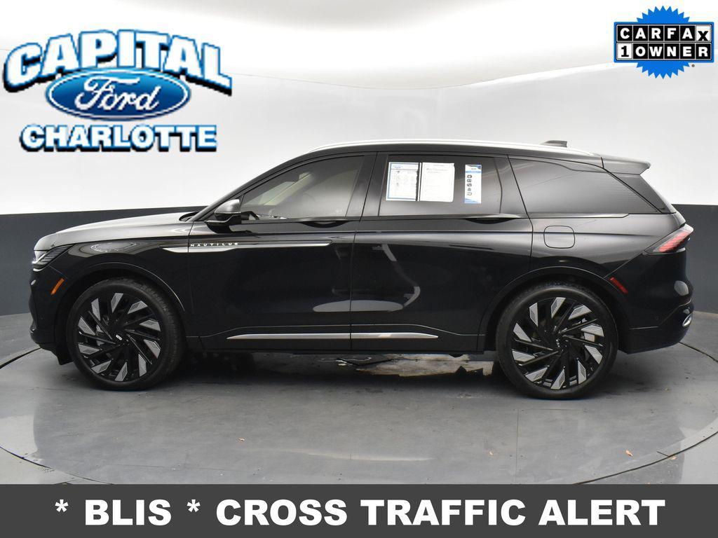 used 2024 Lincoln Nautilus car, priced at $44,999