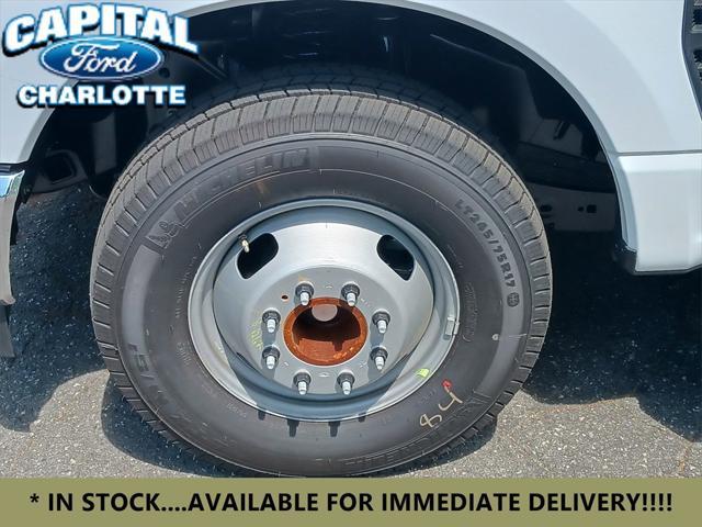 new 2024 Ford F-350 car, priced at $61,899