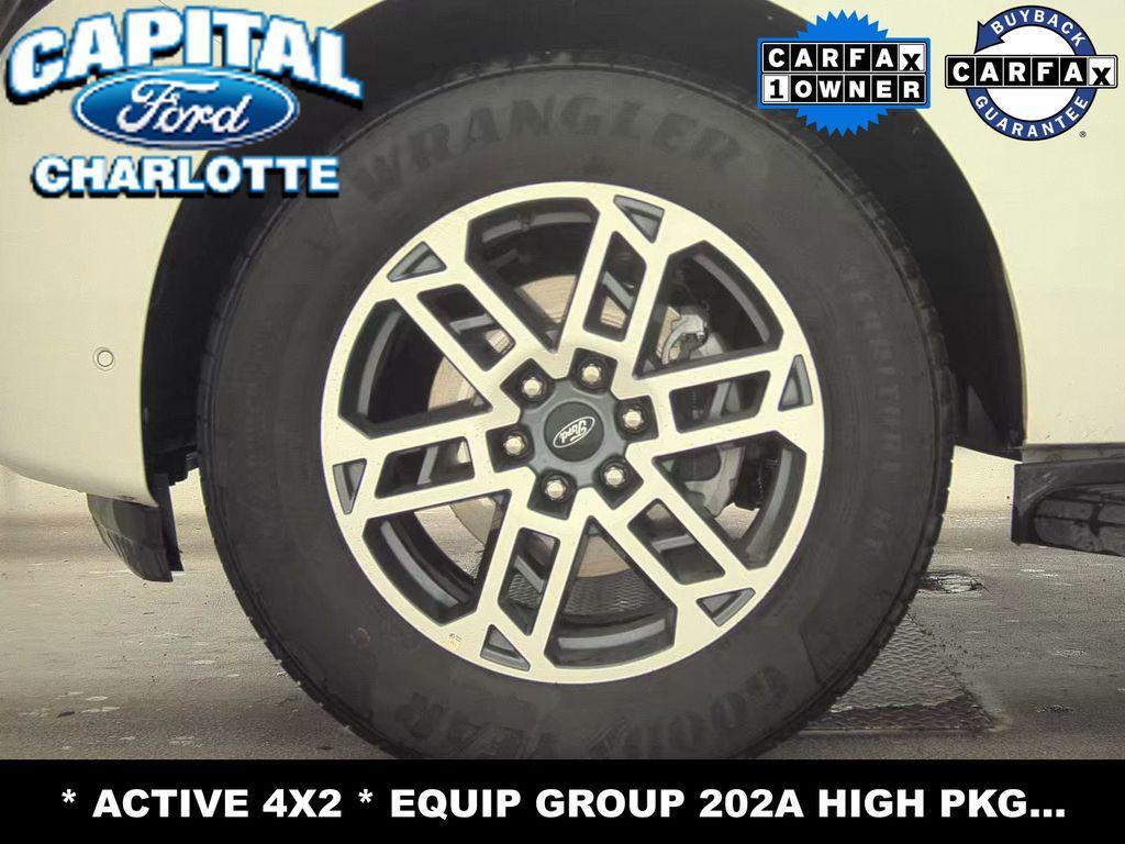 used 2025 Ford Expedition car, priced at $56,999