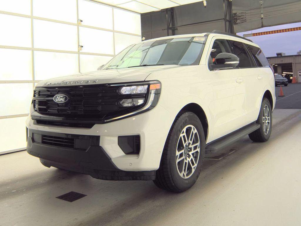 used 2025 Ford Expedition car, priced at $56,999