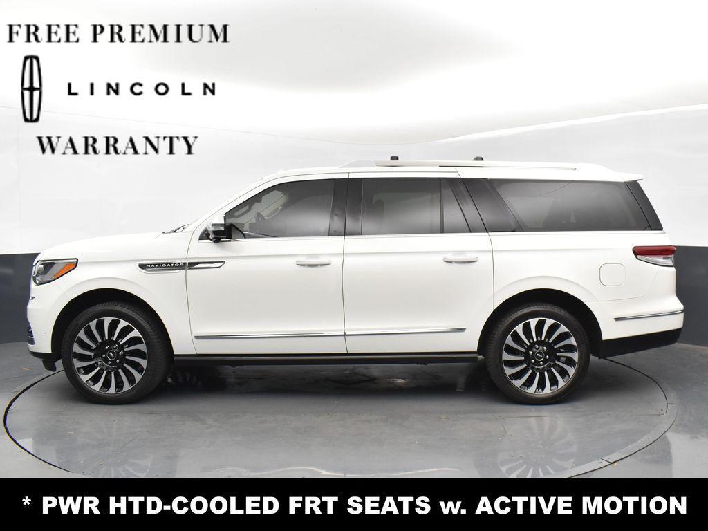 used 2022 Lincoln Navigator car, priced at $44,999