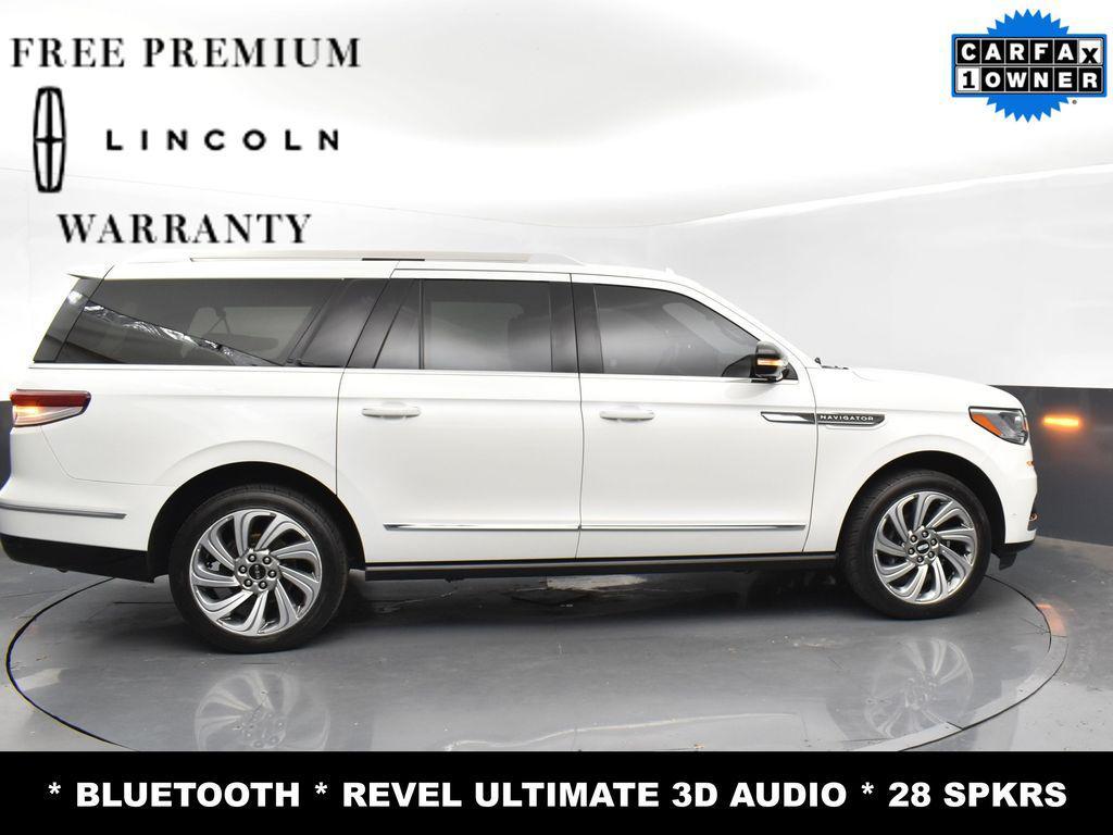 used 2022 Lincoln Navigator car, priced at $49,999