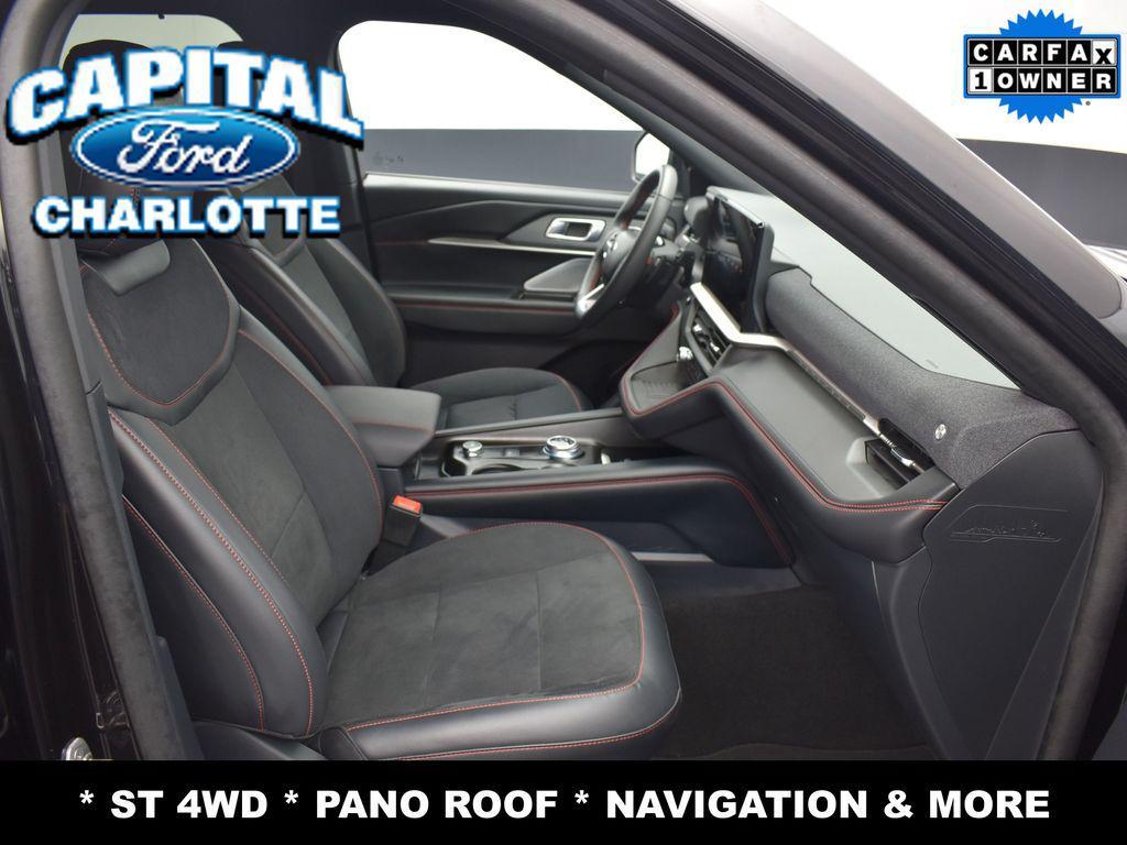 used 2025 Ford Explorer car