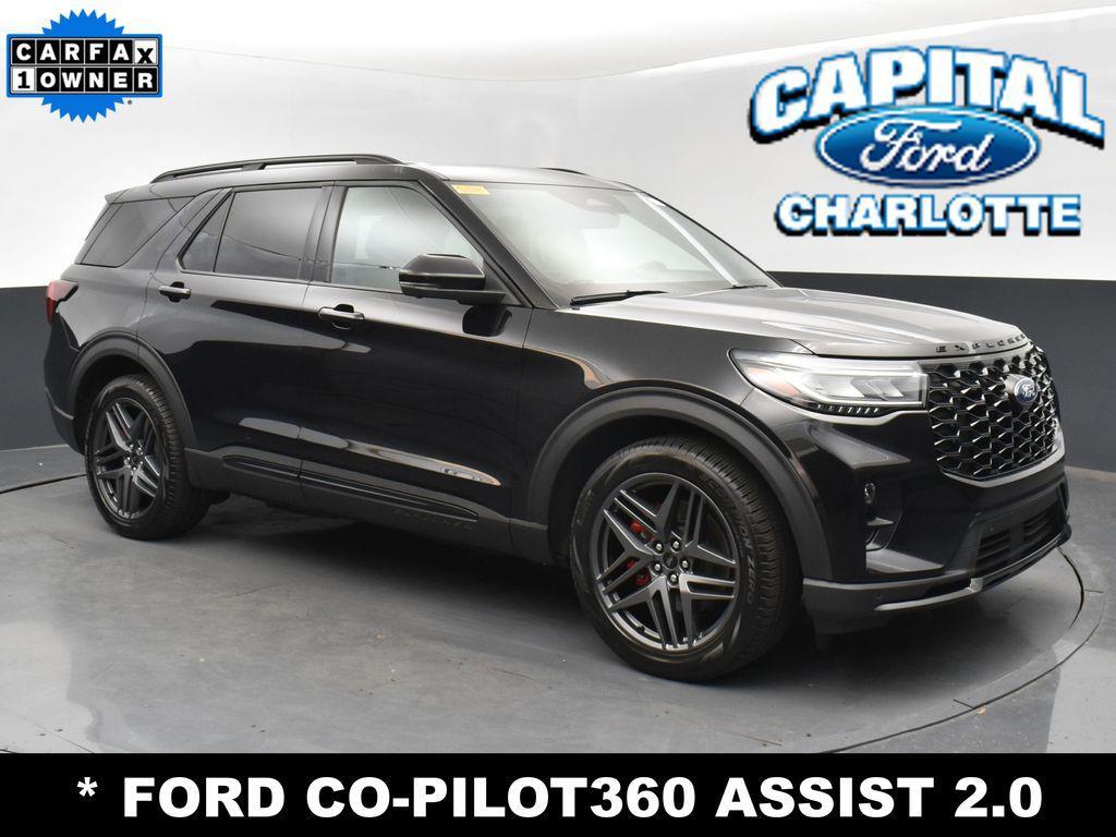 used 2025 Ford Explorer car