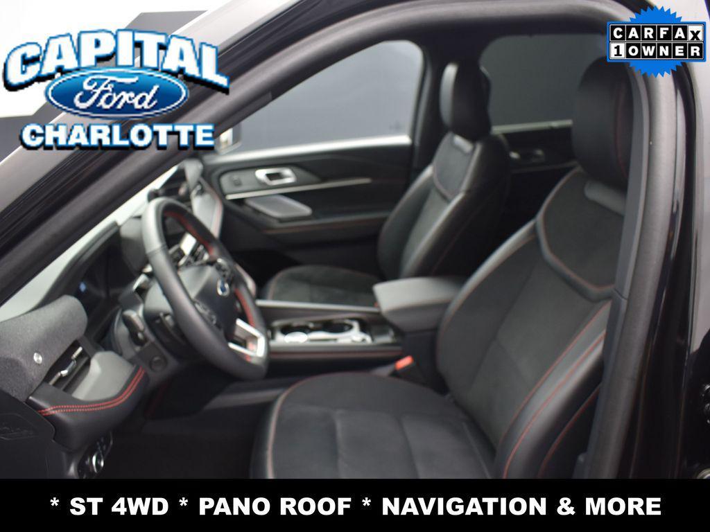 used 2025 Ford Explorer car