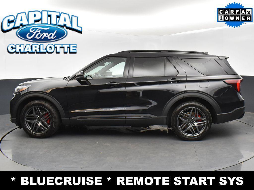 used 2025 Ford Explorer car