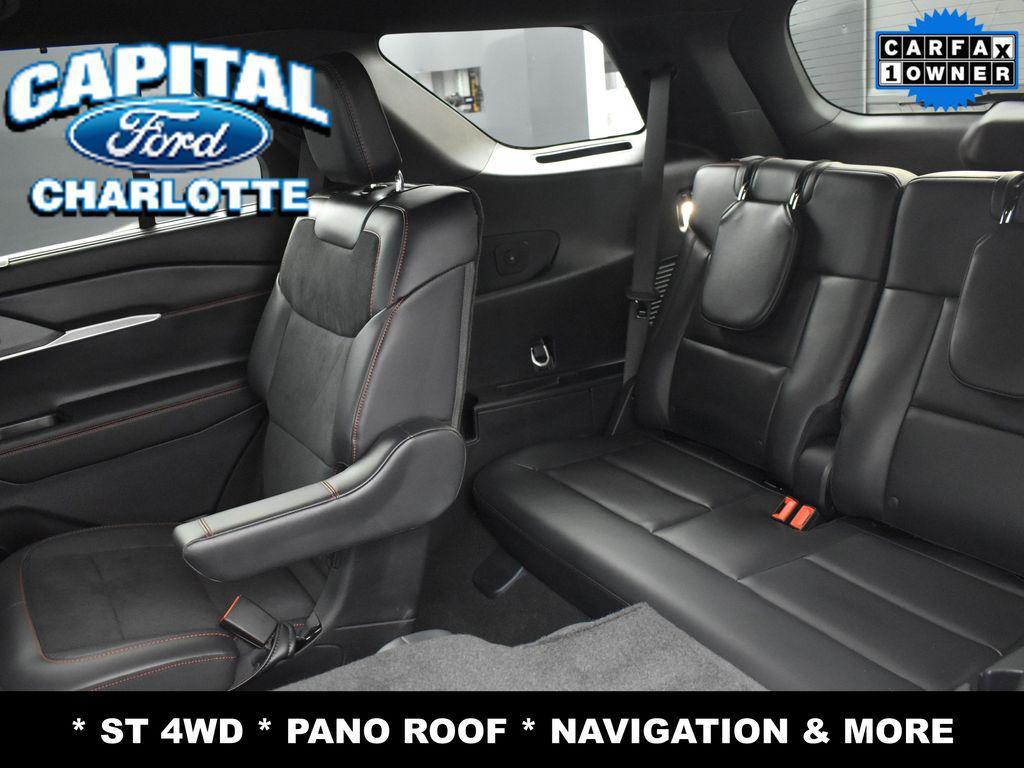 used 2025 Ford Explorer car