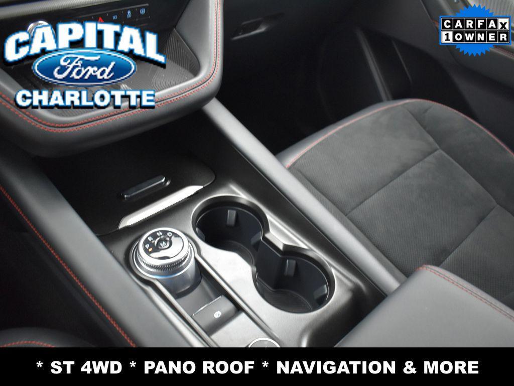 used 2025 Ford Explorer car