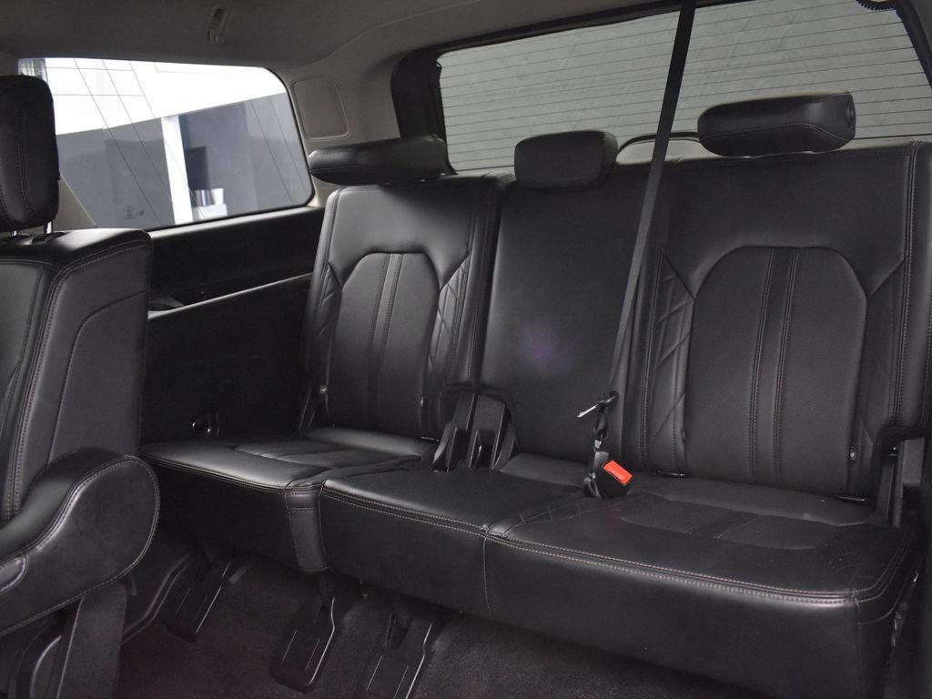 used 2019 Ford Expedition car, priced at $30,999