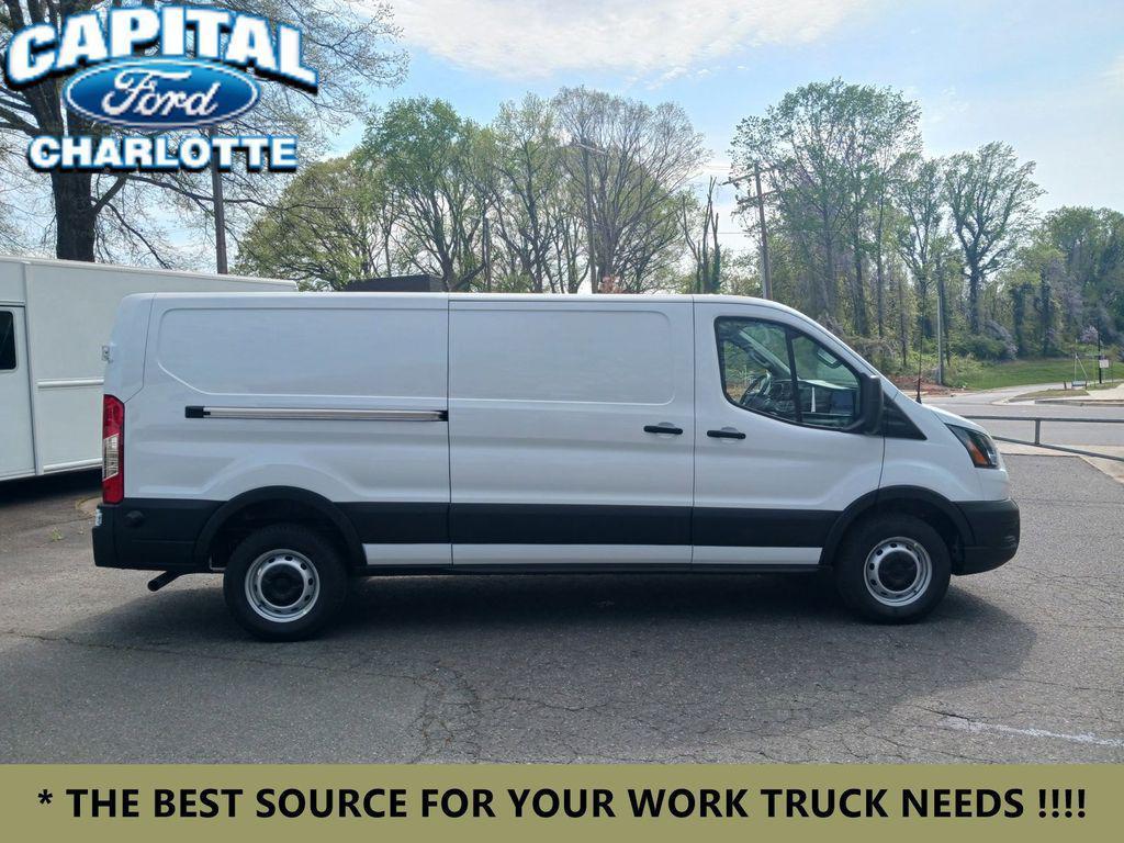 new 2025 Ford Transit-250 car
