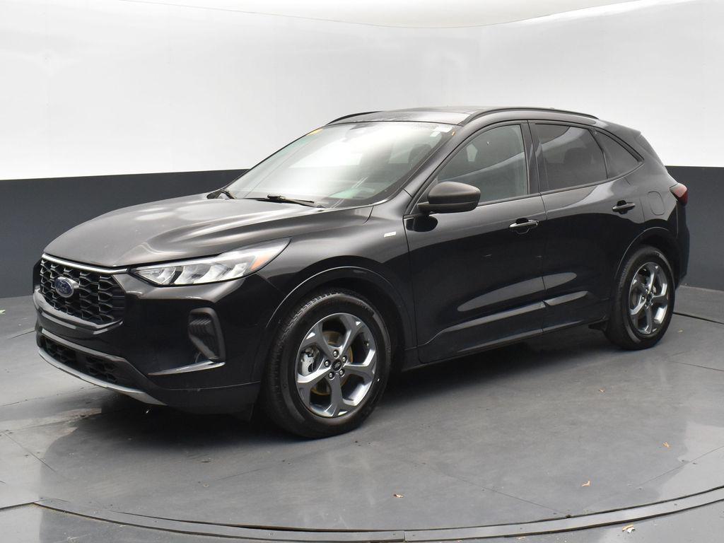 used 2023 Ford Escape car, priced at $19,999