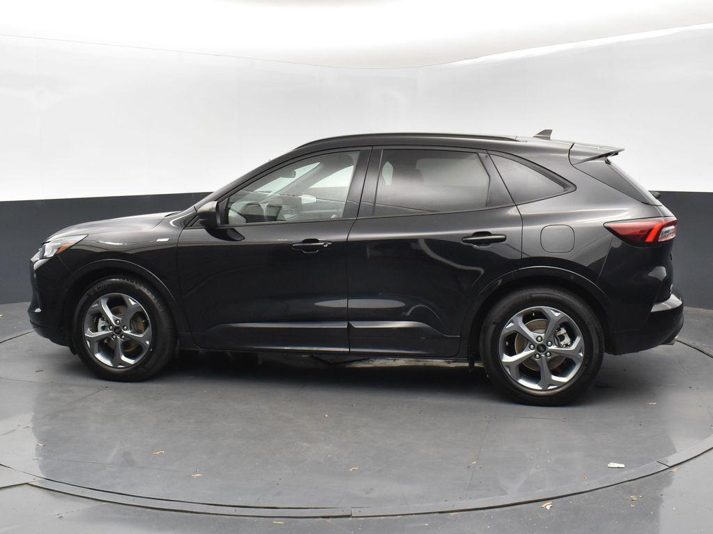 used 2023 Ford Escape car, priced at $19,999