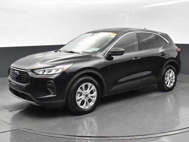 used 2023 Ford Escape car, priced at $19,999