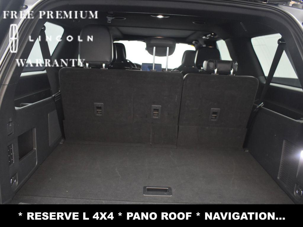 used 2022 Lincoln Navigator car, priced at $38,999