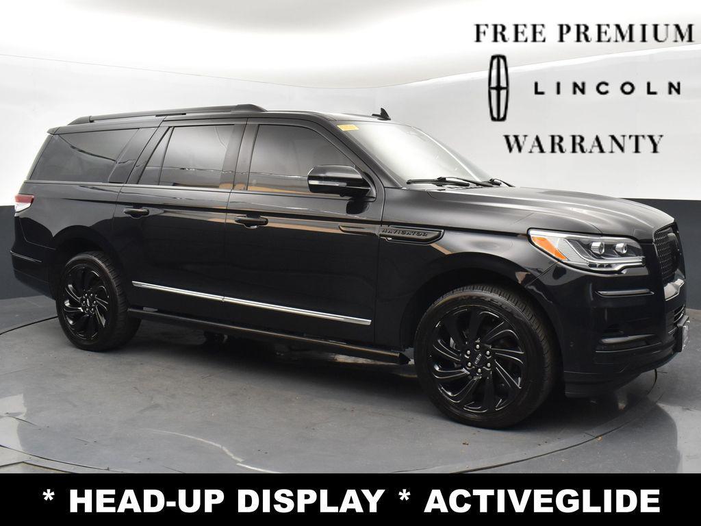 used 2022 Lincoln Navigator car, priced at $38,999