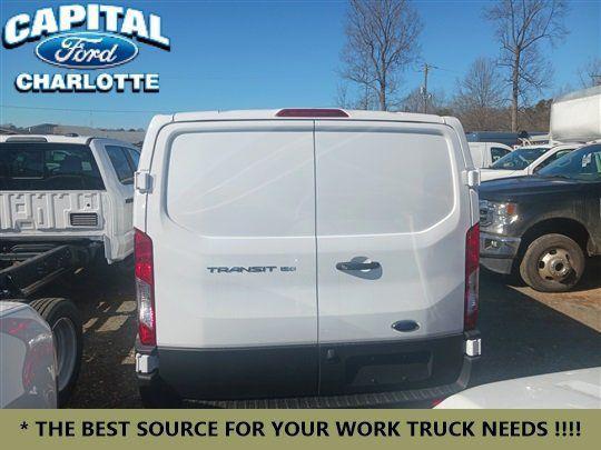 new 2025 Ford Transit-150 car