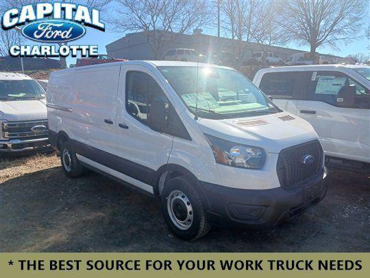 new 2025 Ford Transit-150 car